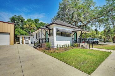 Dom wiejski Walk To Historic Dtwn: Sanford Home W/ Gas Grill!