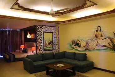 Hotel Green Grass