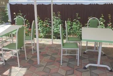 پانسیون аромат розы улица мухтара ауэзова 28