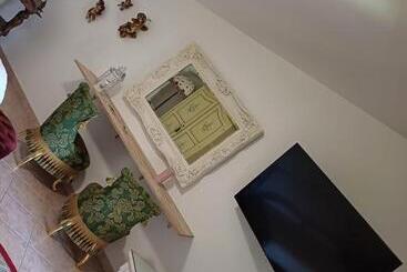 ペンション Malì