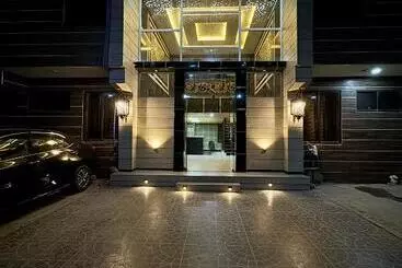 But Hotel & Tourist Inn