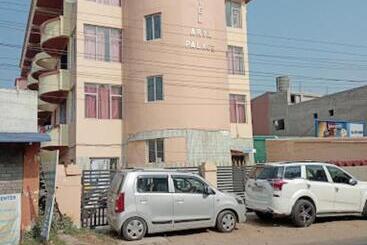 Goroomgo Hotel Arya Palace Puri Near Sea Beach   Luxury And Spacious Room With Parking Facilities