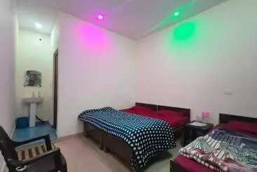 Hotelli Shivanya Resot