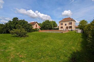 Apartmanszálloda Hôtel Particulier   Piscine & Spa