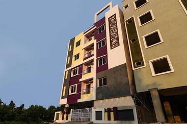 Super Hotel O Enikepadu