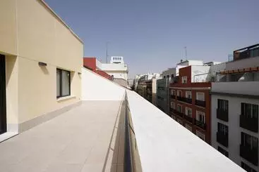 هتل آپارتمان Numa Madrid Sol