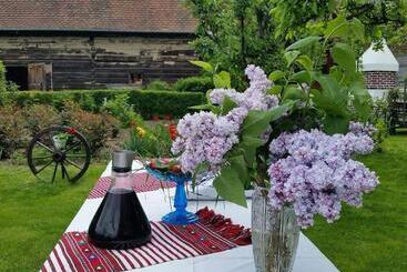 Pensión Badiu S Guest House