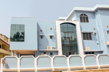 هتل Goroomgo Elite Stay Bhubaneswar Near Shri Shiridi Sai Mandir   Prime Location With Spacious Room   B