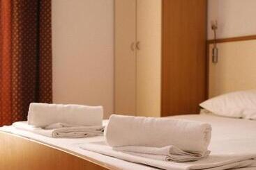 פנסיון Villa Lasić Neum