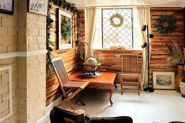 Guest Haven Chalet Baguio Bed And Breakfast