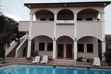 Hotel Pedasi Sports Club