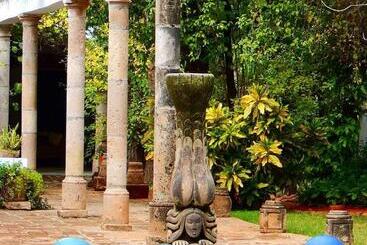 فندق Torres Del Fuerte