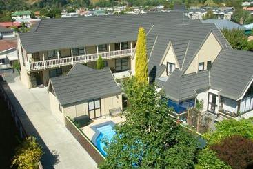 Kings Gate Motel