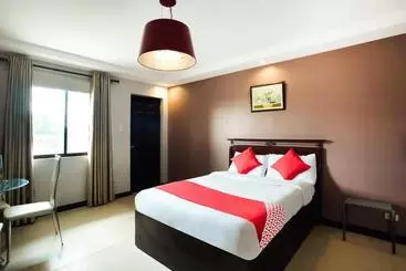 Hotel Tagaytay Haven Mendez