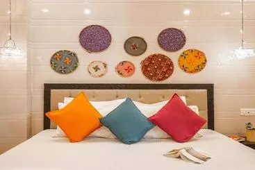 Madpackers Amritsar   Hostel