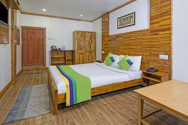 هتل Treebo Omega Stay Inn