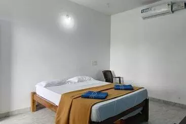 Hotel Poornima Beach Stay