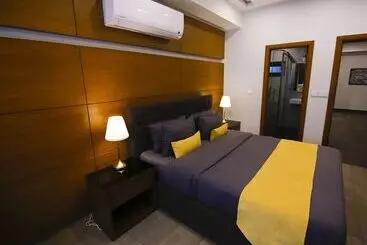 هتل Space Suites