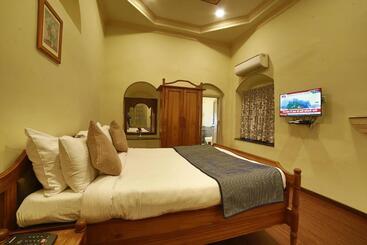 Hotel Briars Heritage