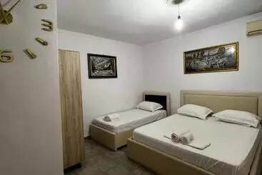 Pensão Almer S Rooms
