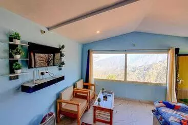 Hotel The Pahadi Nest Mukteshwar