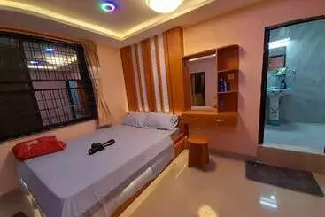 هتل York  Air Home