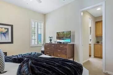 Mökkimajoitus Setting The Standard By Avantstay Luxury Villa