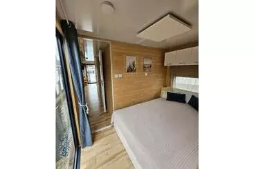 Ahoy Masal Modern Retreat