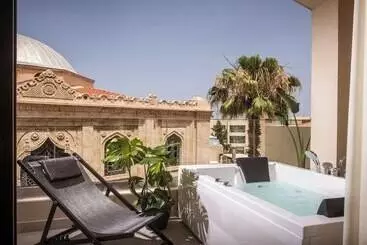 Pensión Centro Vero Suites By Omilos Hotels