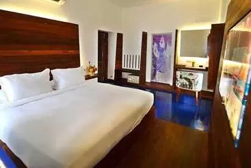 Hotel Tanjore Hi