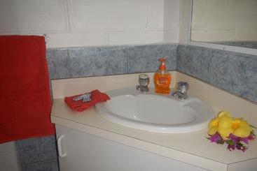 Reef Motel - Aitutaki