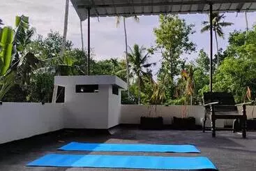ベッドアンドブレックファースト Blue Cove Villa Varkala