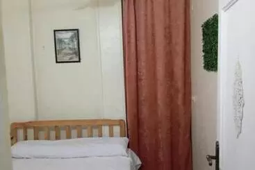 هتل کپسول فندق التمساح