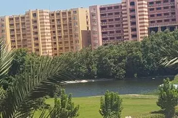 هتل آپارتمان Porto Golf Marina
