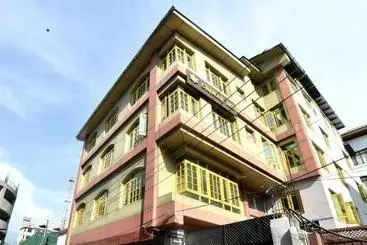 Hotel Chinar Inn