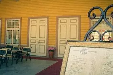 تختخواب و صبحانه Kuursaal Guesthouse