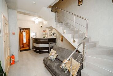 Tiptop Hotel City Center