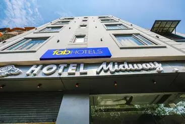 Fabhotel Midway