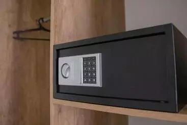 هتل атом