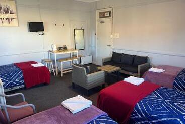 酒店 The Continental Wallerawang