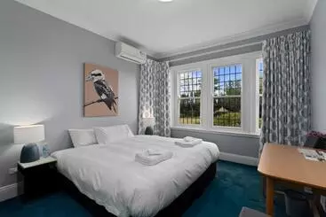 Hotel Eastview Estate