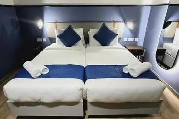Hotel South32