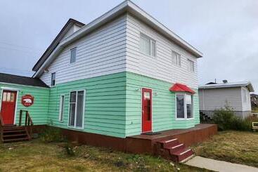 Polar Bear Bed And Breakfast