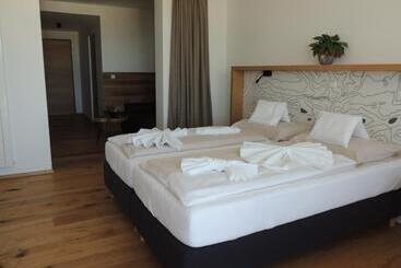 ホテル Reischl,s Sport Und Wander