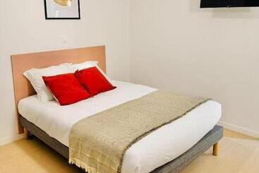 هتل آپارتمان Diac Hotel L Hermitte Bordeaux