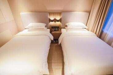 Hanting Hotel Shanghai Jiangyang Nan Road