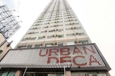 هتل Urban Deca Tower Edsa