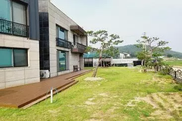 Pensió Daebudo Grace Ocean View Private House