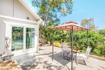 Pensionat Newly Remodel Wine Country Retreat