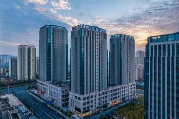 Starway Hotel Shangrao High Speed Railway Station